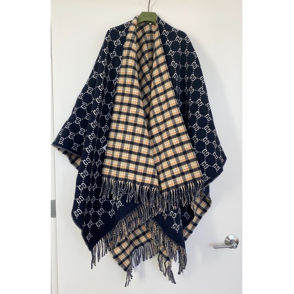 Gucci Poncho GG Logo Reversible Fringed 100% Wool - Picture 9 of 16
